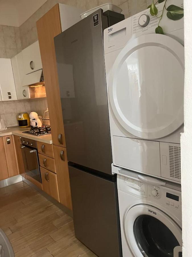 Monohouseinbari Apartman Kültér fotó
